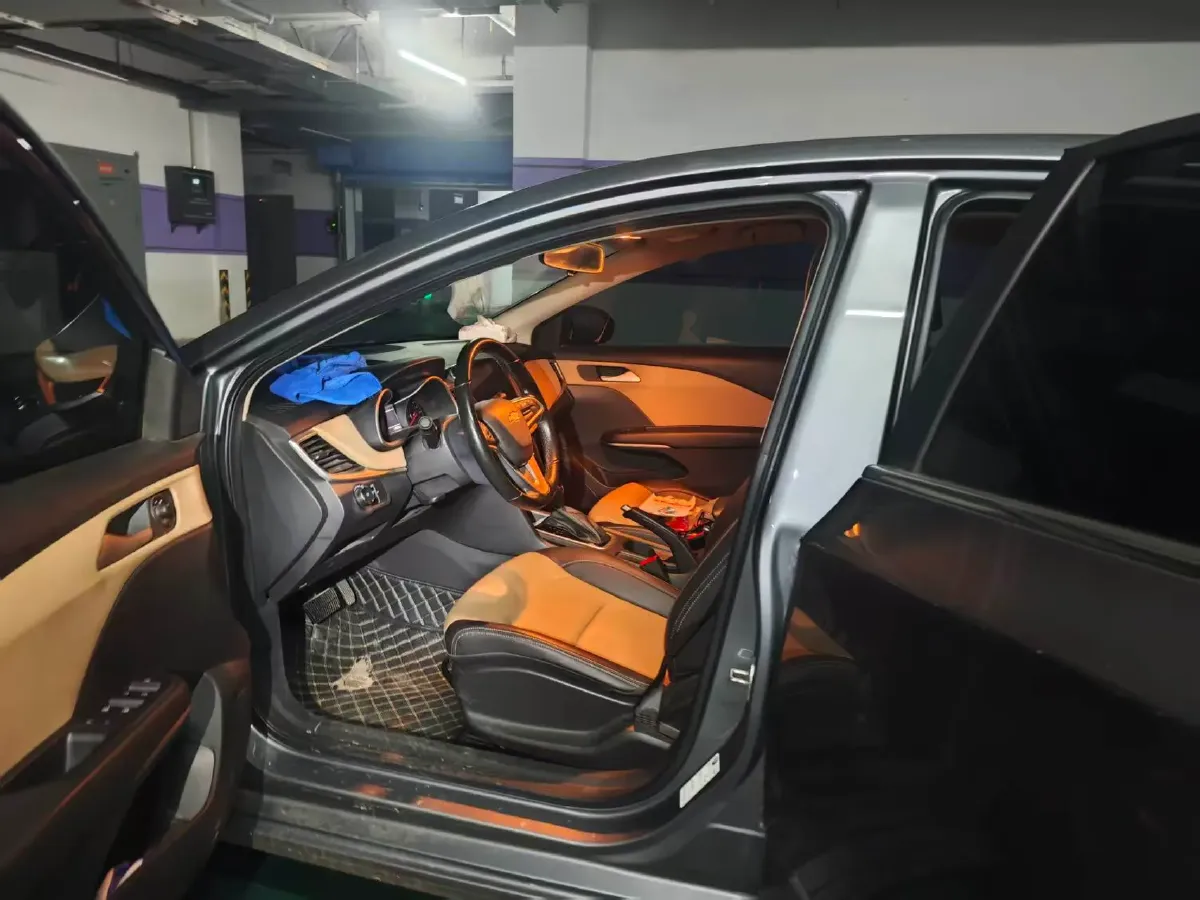 2022 Chevrolet Monza 1.5L 113HP L4 6AT,autocango,china used car exporter,china ev exporter,chinese used car exporter,chinese used ev exporter