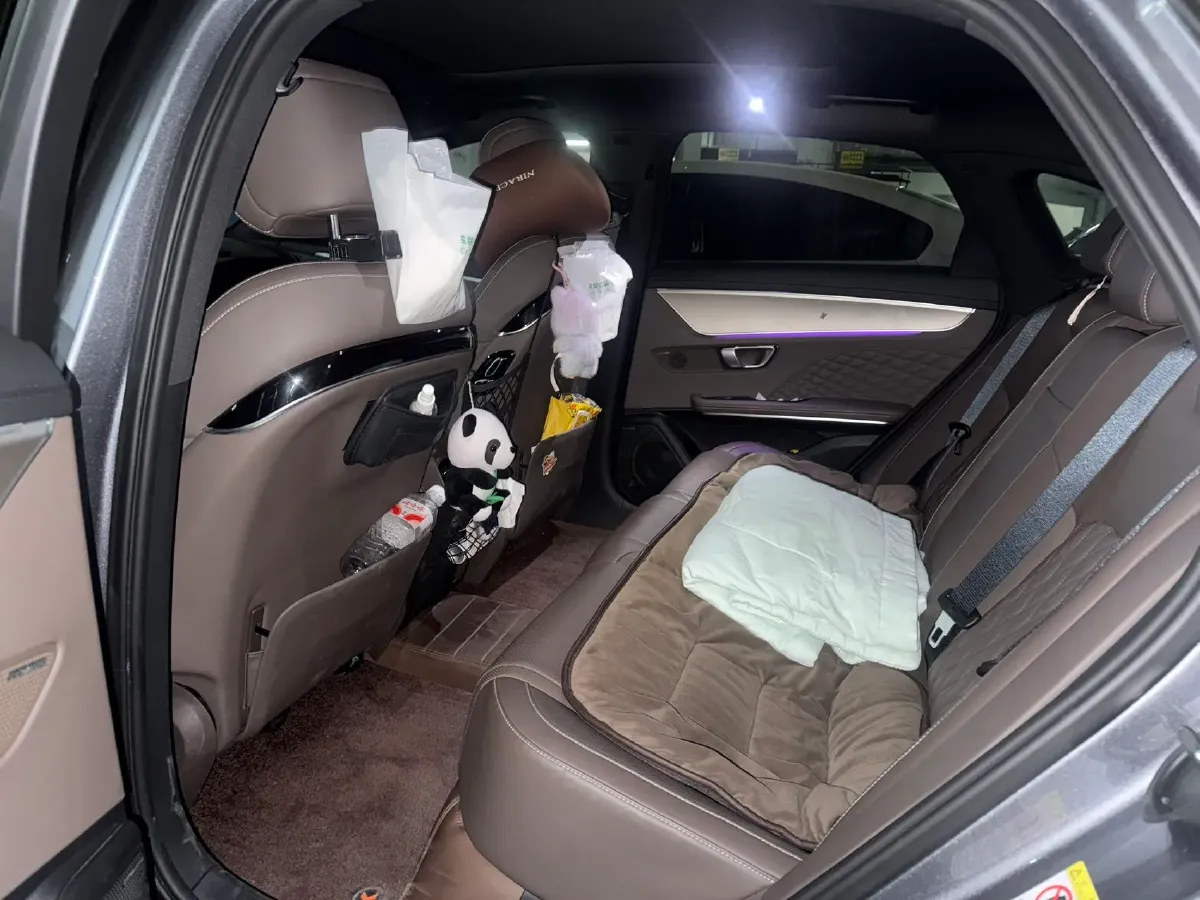 2023 BYD Han 1.5T 139HP L4 E-CVT PHEV 18.316KWH,autocango,china used car exporter,china ev exporter,chinese used car exporter,chinese used ev exporter