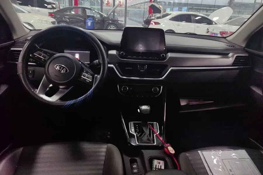 2018 Kia Sportage R 2.0L 160HP L4 6AT,autocango,china used car exporter,china ev exporter,chinese used car exporter,chinese used ev exporter