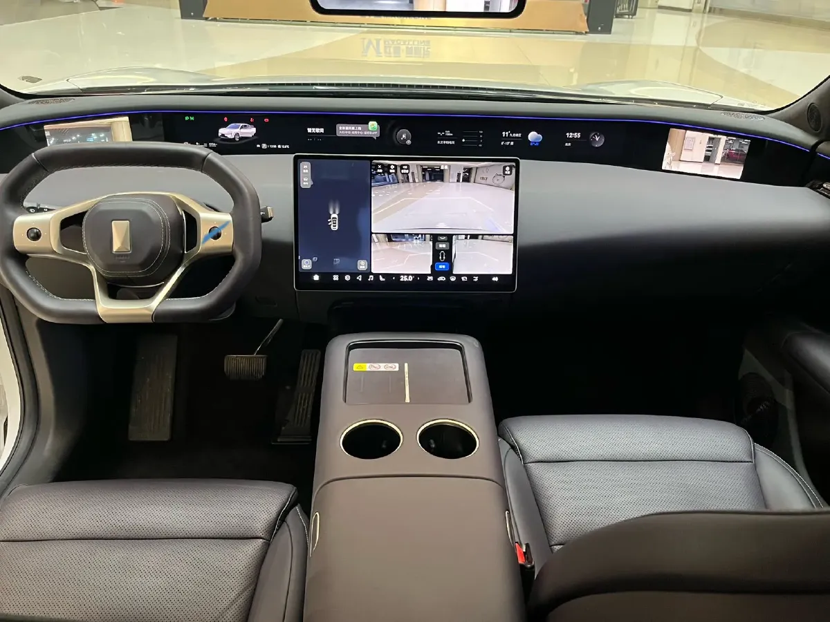 2026 Avatr 07 BEV,autocango,china used car exporter,china ev exporter,chinese used car exporter,chinese used ev exporter