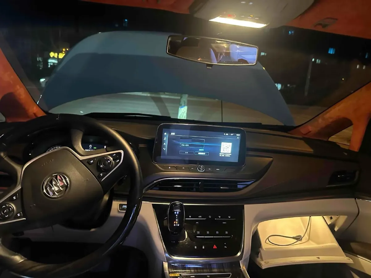 2023 Buick GL8 2.0T 237HP L4 9AT,autocango,china used car exporter,china ev exporter,chinese used car exporter,chinese used ev exporter