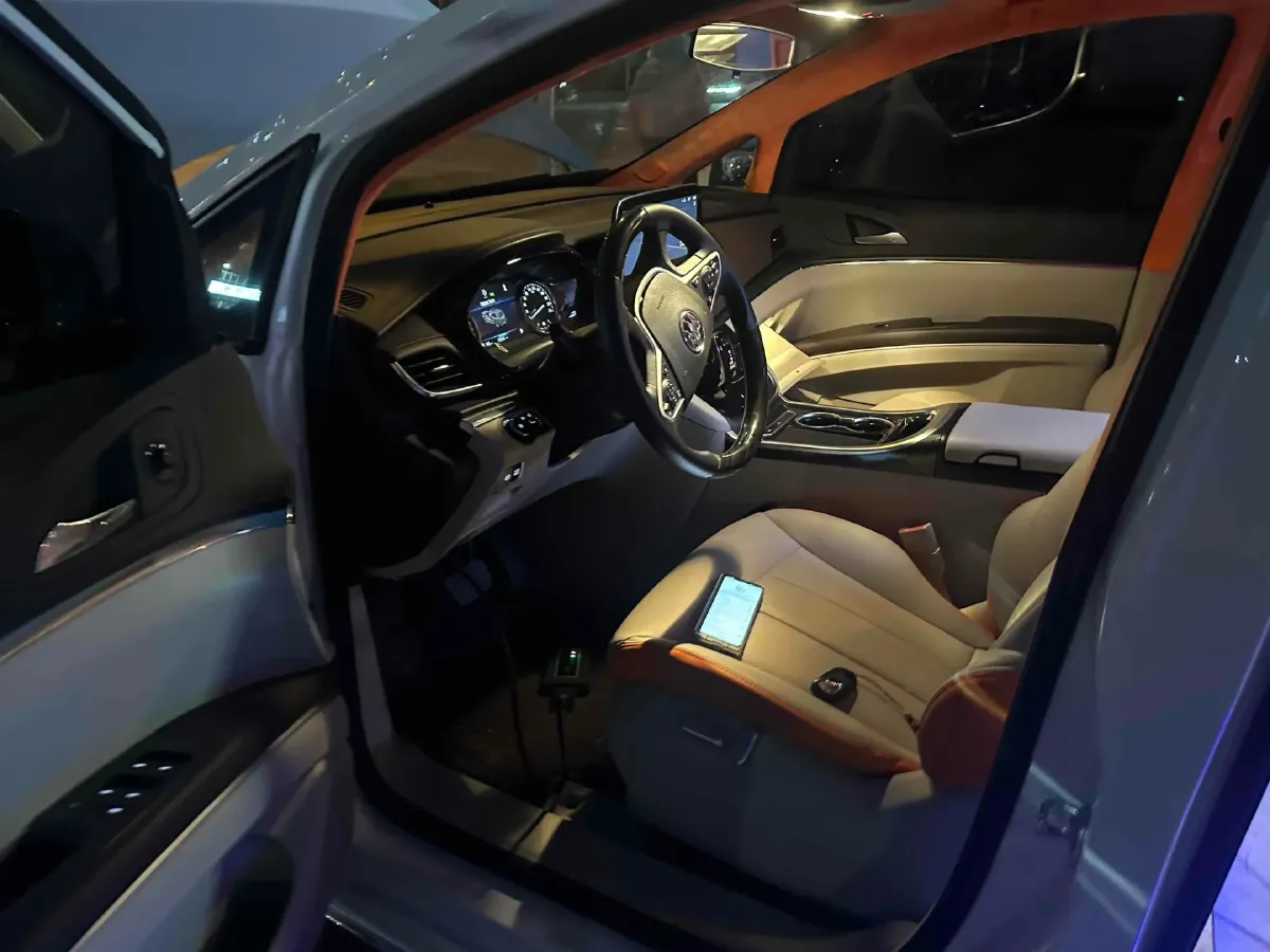 2023 Buick GL8 2.0T 237HP L4 9AT,autocango,china used car exporter,china ev exporter,chinese used car exporter,chinese used ev exporter