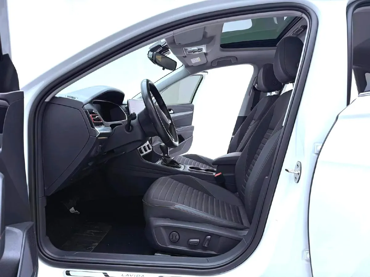 2023 Volkswagen Lavida 1.4T 150HP L4 7DCT,autocango,china used car exporter,china ev exporter,chinese used car exporter,chinese used ev exporter