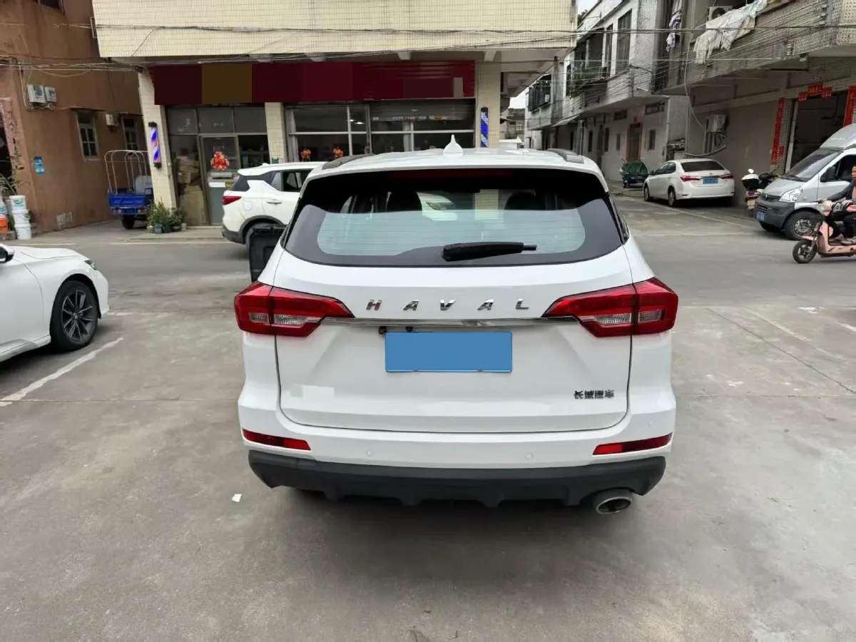 2019 Haval M6 1.5T 150HP L4 7DCT,autocango,china used car exporter,china ev exporter,chinese used car exporter,chinese used ev exporter