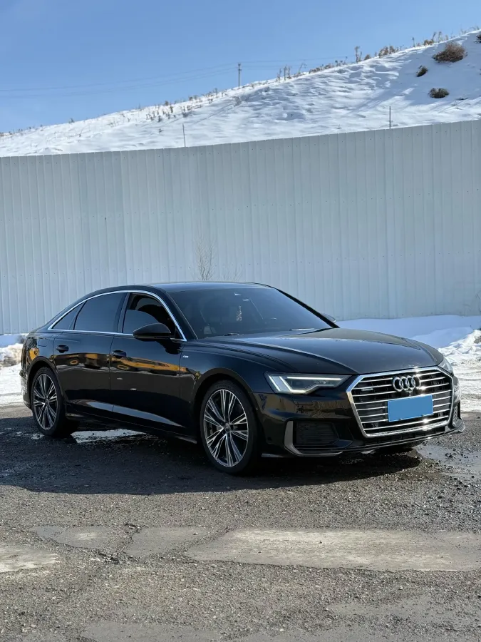 2020 Audi A6L 2.0T 224HP L4 7DCT,autocango,china used car exporter,china ev exporter,chinese used car exporter,chinese used ev exporter