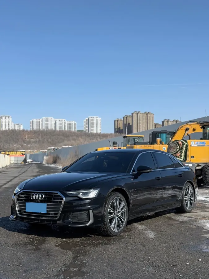 2020 Audi A6L 2.0T 224HP L4 7DCT,autocango,china used car exporter,china ev exporter,chinese used car exporter,chinese used ev exporter