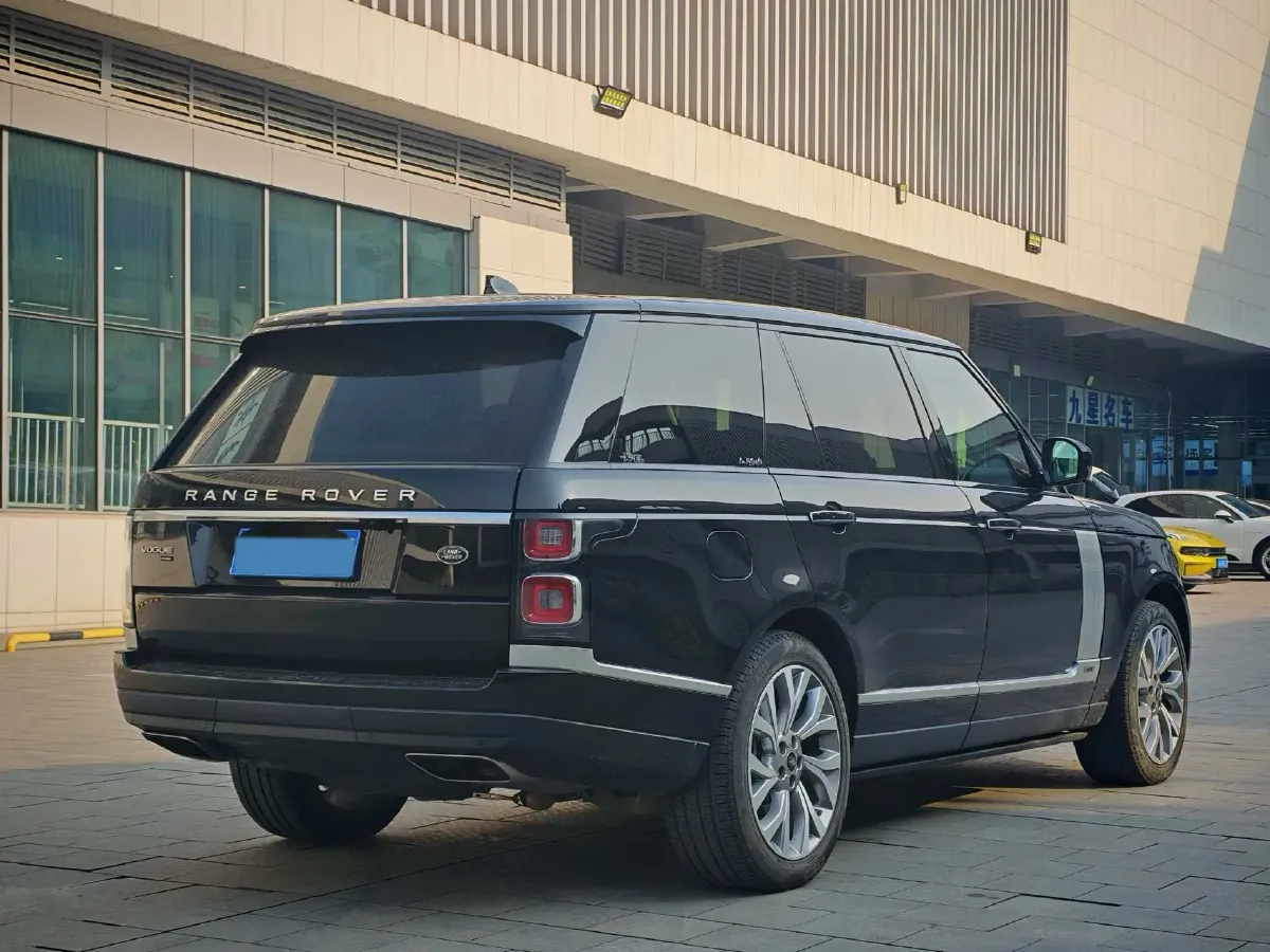 2021 Land Rover Range Rover 3.0T 400HP L6 8AT,autocango,china used car exporter,china ev exporter,chinese used car exporter,chinese used ev exporter