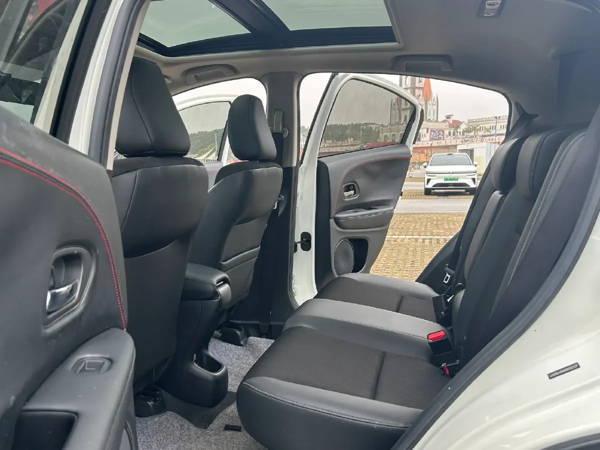 2020 Honda Vezel 1.5L 131HP L4 CVT,autocango,china used car exporter,china ev exporter,chinese used car exporter,chinese used ev exporter