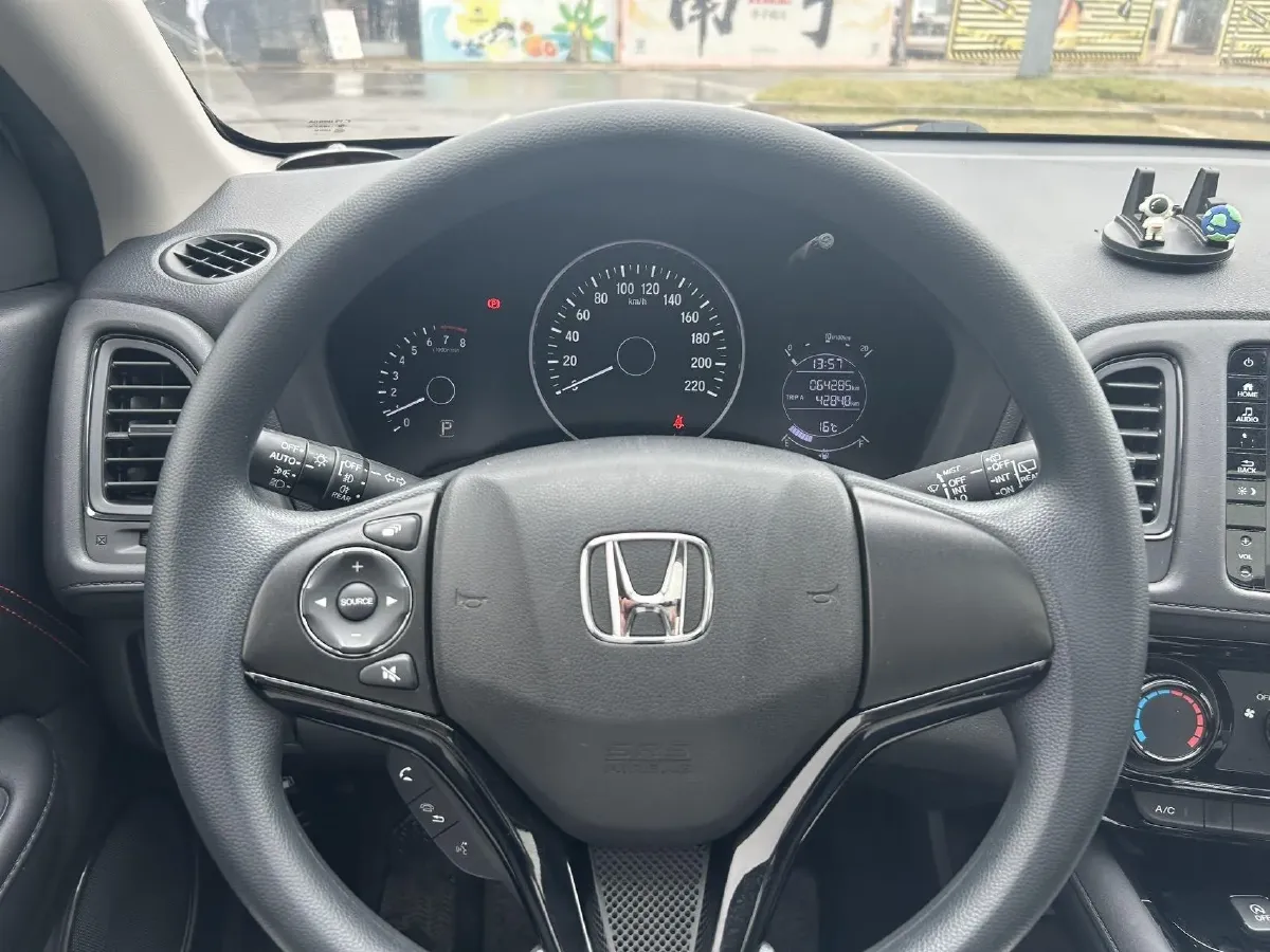 2020 Honda Vezel 1.5L 131HP L4 CVT,autocango,china used car exporter,china ev exporter,chinese used car exporter,chinese used ev exporter
