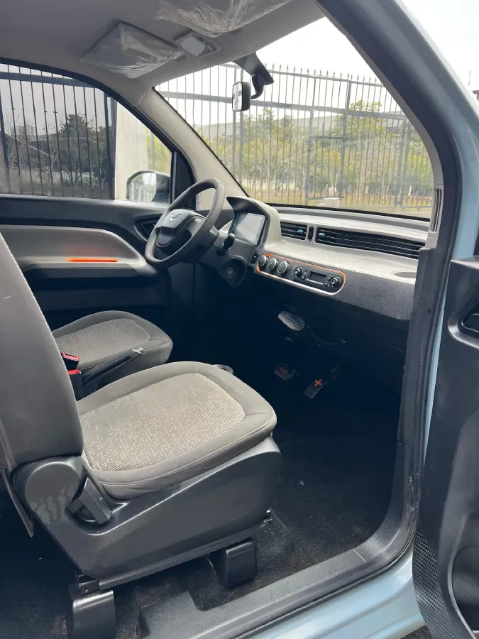 2020 WuLing HongGuang MINI EV BEV 9KWH,autocango,china used car exporter,china ev exporter,chinese used car exporter,chinese used ev exporter