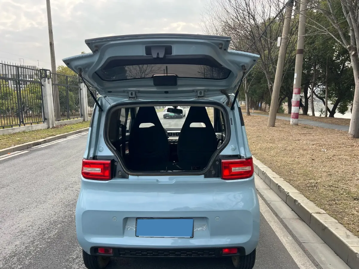 2020 WuLing HongGuang MINI EV BEV 9KWH,autocango,china used car exporter,china ev exporter,chinese used car exporter,chinese used ev exporter