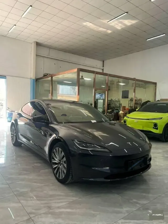 2025 Tesla Model 3 BEV 62.5KWH,autocango,china used car exporter,china ev exporter,chinese used car exporter,chinese used ev exporter