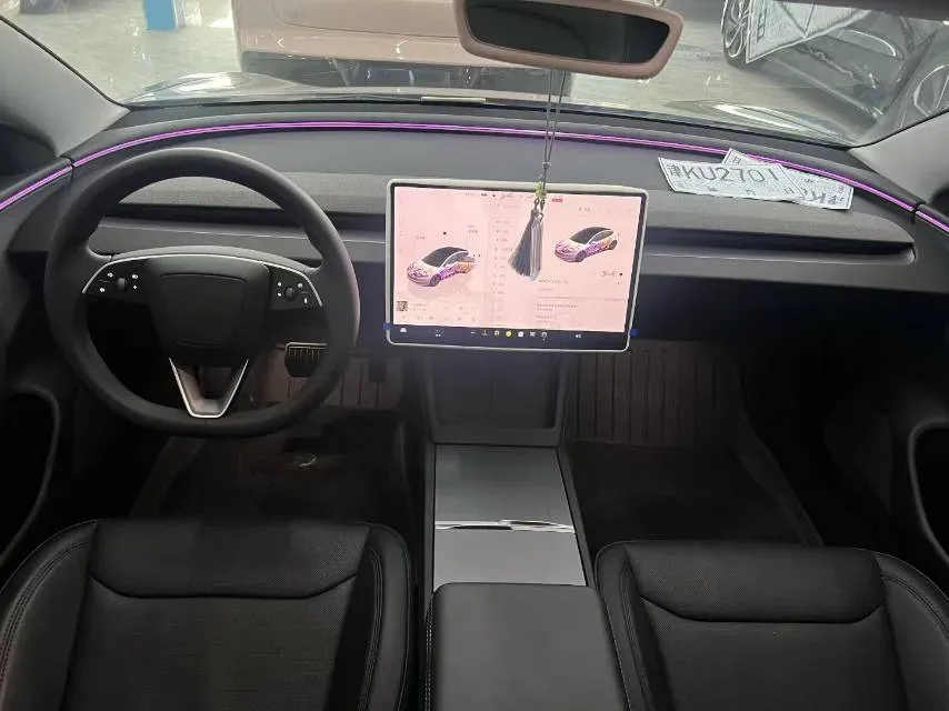 2025 Tesla Model 3 BEV 62.5KWH,autocango,china used car exporter,china ev exporter,chinese used car exporter,chinese used ev exporter