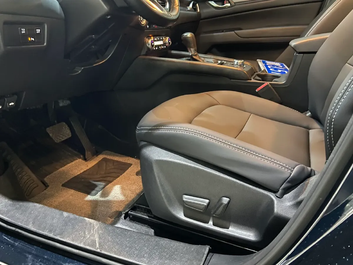 2022 Hyundai Tucson 2.0L 150HP L4 6AT Hybrid,autocango,china used car exporter,china ev exporter,chinese used car exporter,chinese used ev exporter