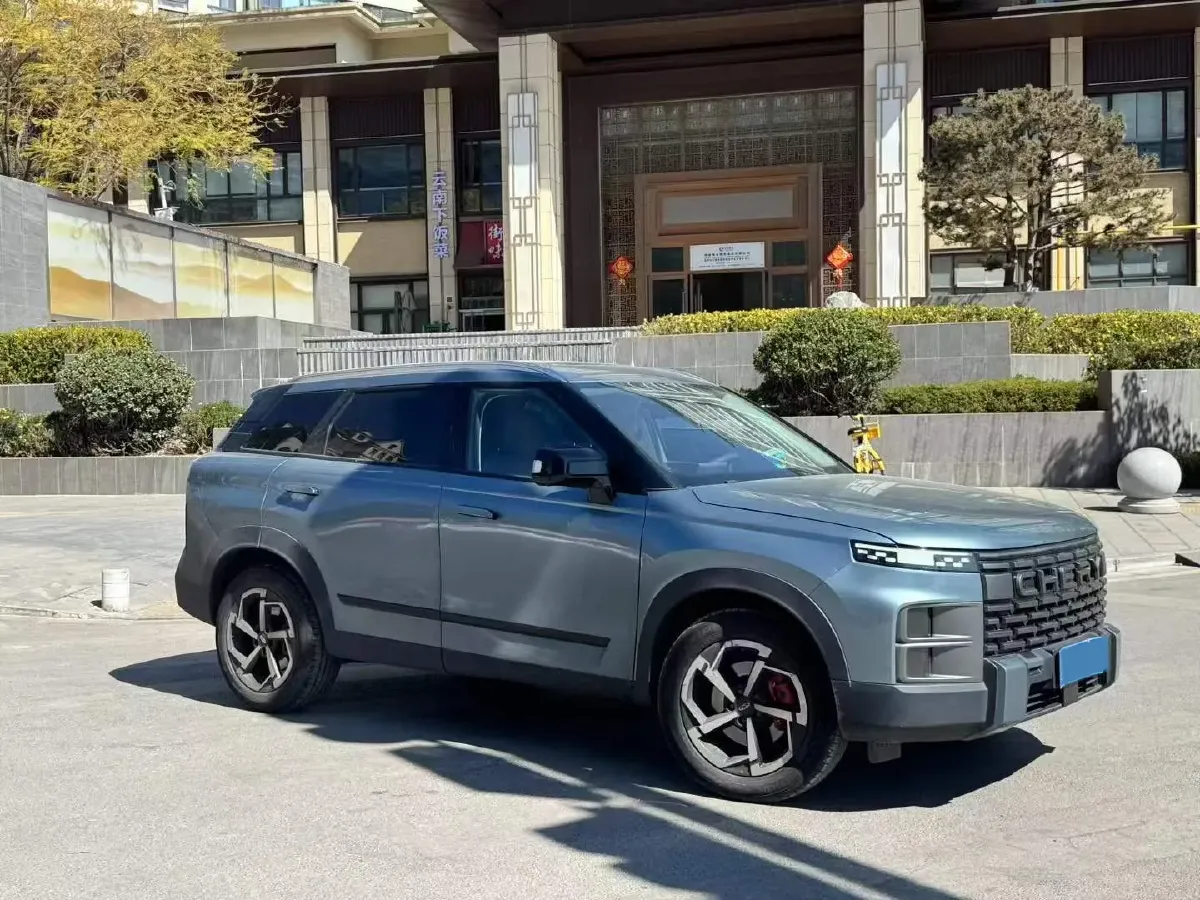 2023 Chery Exploration 06 1.6T 197HP L4 7DCT,autocango,china used car exporter,china ev exporter,chinese used car exporter,chinese used ev exporter