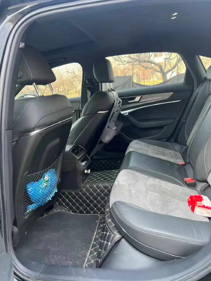 2020 Audi A6L 2.0T 190HP L4 7DCT,autocango,china used car exporter,china ev exporter,chinese used car exporter,chinese used ev exporter