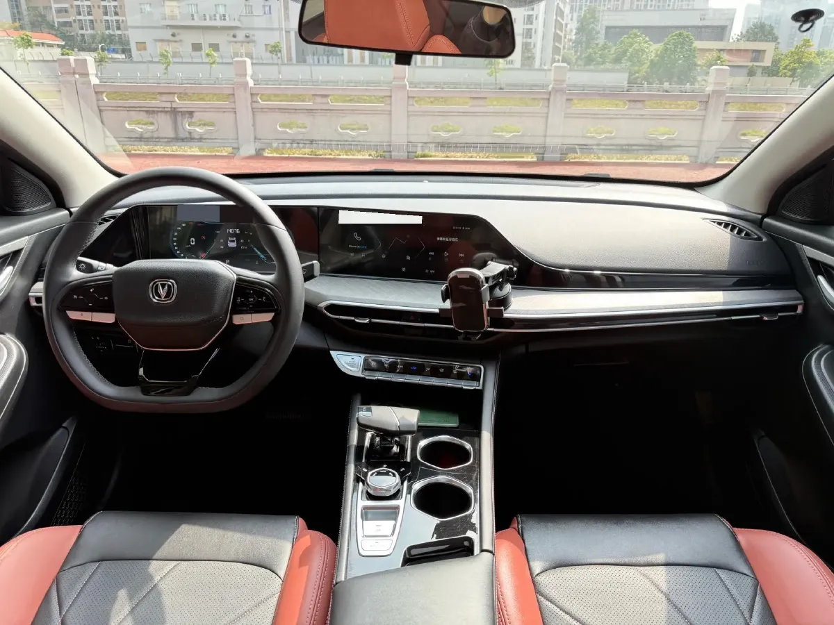 2021 ChangAn Eado 1.4T 160HP L4 7DCT,autocango,china used car exporter,china ev exporter,chinese used car exporter,chinese used ev exporter