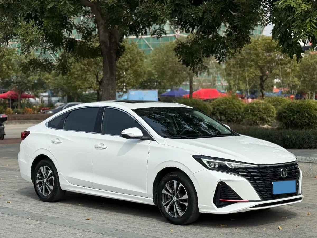 2021 ChangAn Eado 1.4T 160HP L4 7DCT,autocango,china used car exporter,china ev exporter,chinese used car exporter,chinese used ev exporter