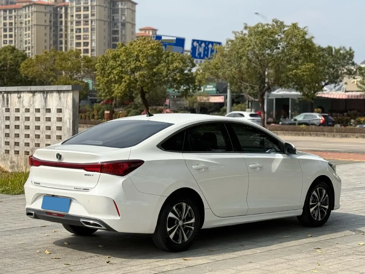 2021 ChangAn Eado 1.4T 160HP L4 7DCT,autocango,china used car exporter,china ev exporter,chinese used car exporter,chinese used ev exporter