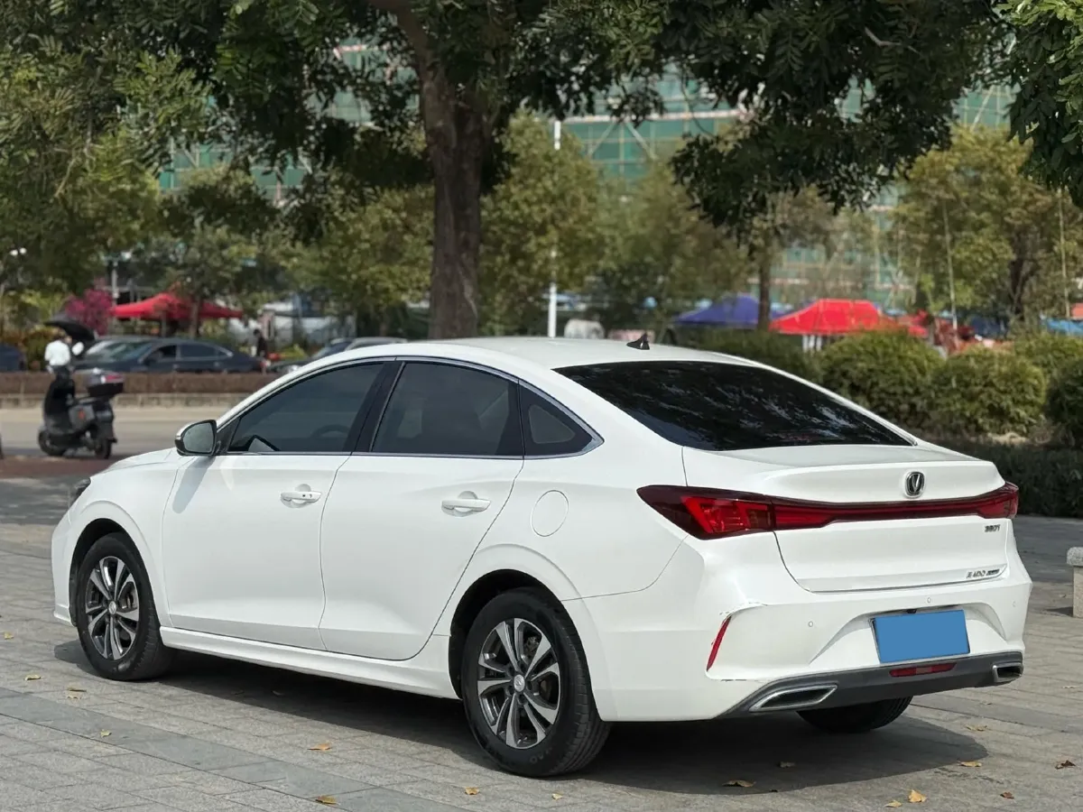 2021 ChangAn Eado 1.4T 160HP L4 7DCT,autocango,china used car exporter,china ev exporter,chinese used car exporter,chinese used ev exporter