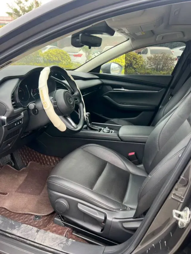 2022 Mazda 3 Axela 2.0L 158HP L4 6AT,autocango,china used car exporter,china ev exporter,chinese used car exporter,chinese used ev exporter