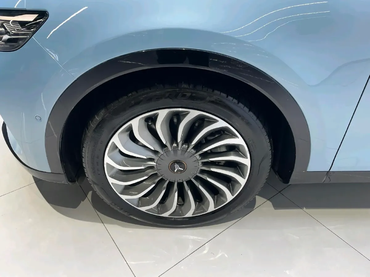 2021 Voyah FREE Range Extended 109HP REEV 33KWH,autocango,china used car exporter,china ev exporter,chinese used car exporter,chinese used ev exporter