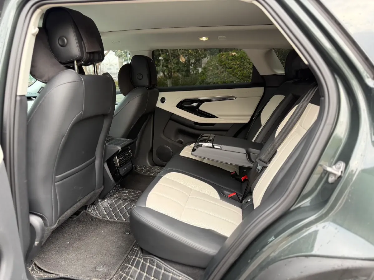 2023 Land Rover Range Rover Evoque 2.0T 249HP L4 9AT,autocango,china used car exporter,china ev exporter,chinese used car exporter,chinese used ev exporter