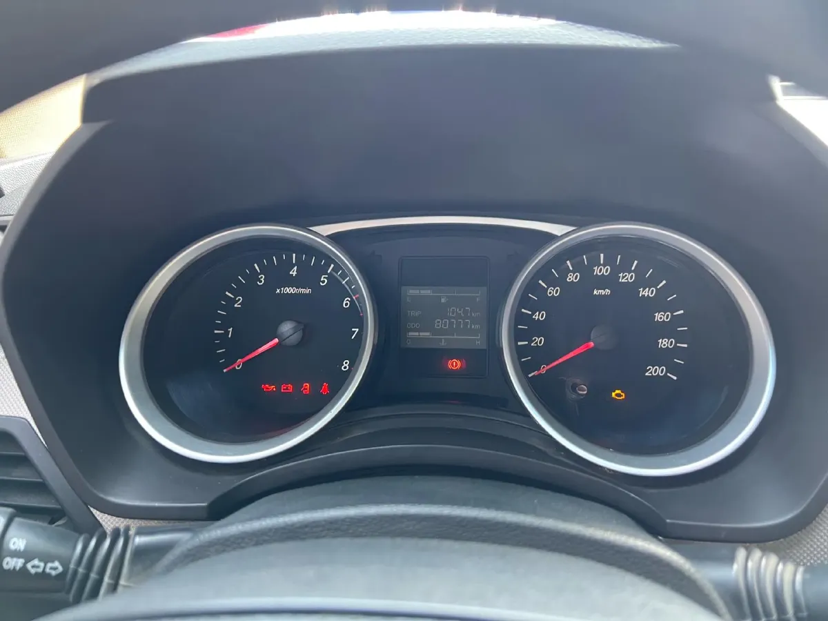 2019 WuLing HongGuang 1.5L 99HP L4 6MT,autocango,china used car exporter,china ev exporter,chinese used car exporter,chinese used ev exporter