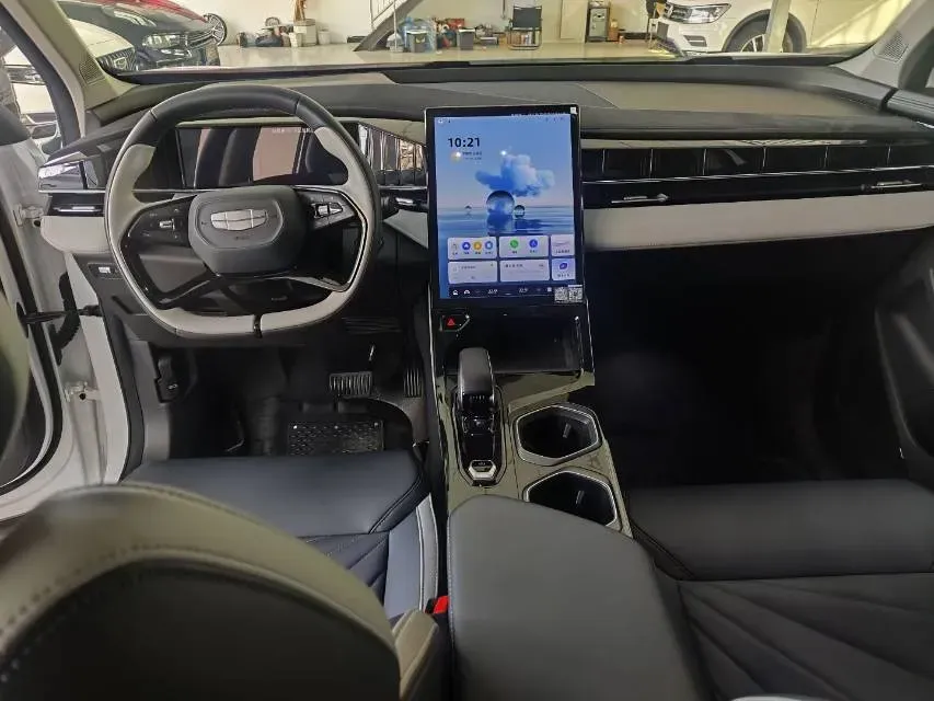 2023 Geely StarRay 1.5T 181HP L4 7DCT,autocango,china used car exporter,china ev exporter,chinese used car exporter,chinese used ev exporter