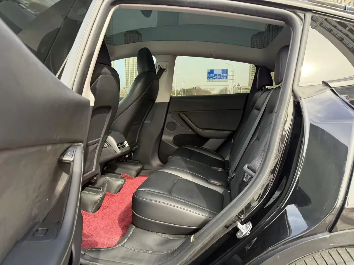 2022 Tesla Model Y BEV 60KWH,autocango,china used car exporter,china ev exporter,chinese used car exporter,chinese used ev exporter