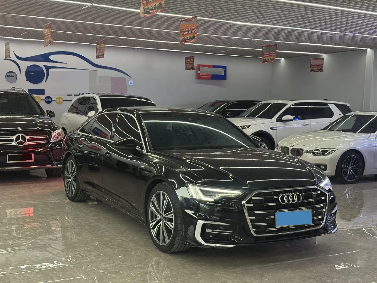 2021 Audi A6L 2.0T 224HP L4 7DCT,autocango,china used car exporter,china ev exporter,chinese used car exporter,chinese used ev exporter