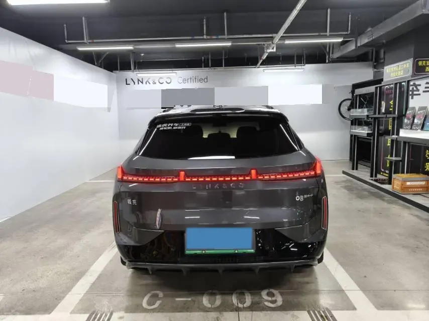 2023 LYNK&CO 08 EM-P 1.5T 163HP L4 3DHT PHEV 39.8KWH,autocango,china used car exporter,china ev exporter,chinese used car exporter,chinese used ev exporter