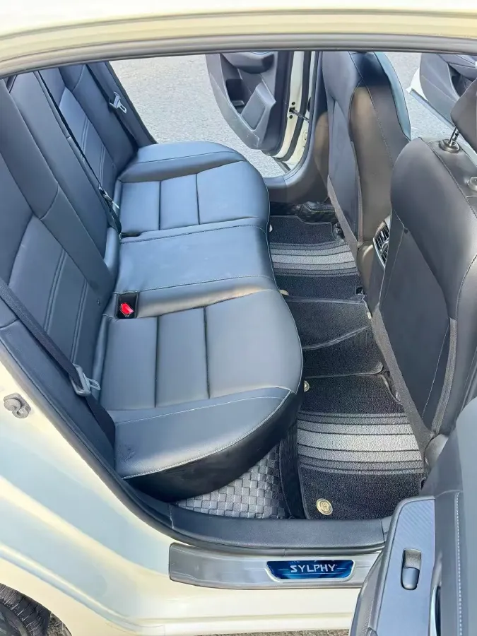 2022 Nissan Sylphy 1.6L 135HP L4 CVT,autocango,china used car exporter,china ev exporter,chinese used car exporter,chinese used ev exporter