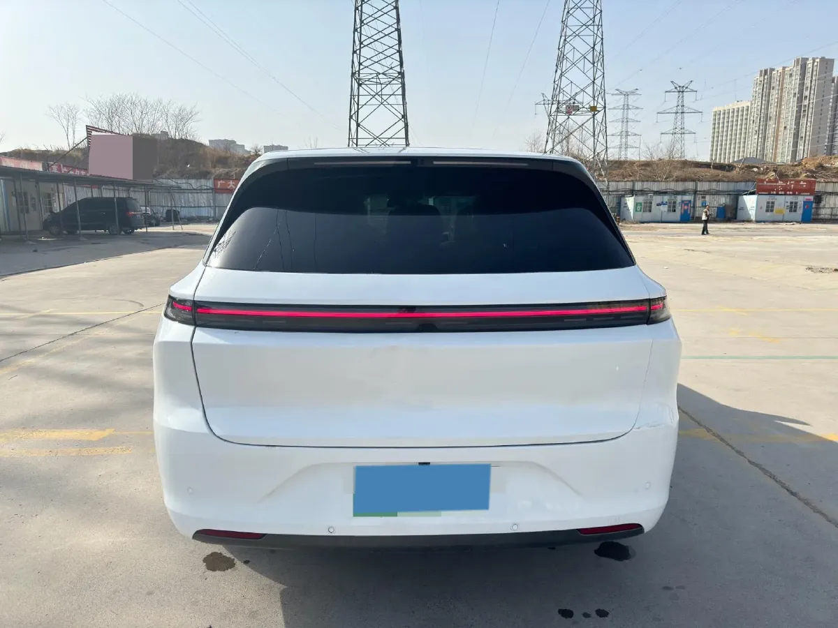 2024 Li L6 Range Extended 154HP L4 REEV 36.8KWH,autocango,china used car exporter,china ev exporter,chinese used car exporter,chinese used ev exporter