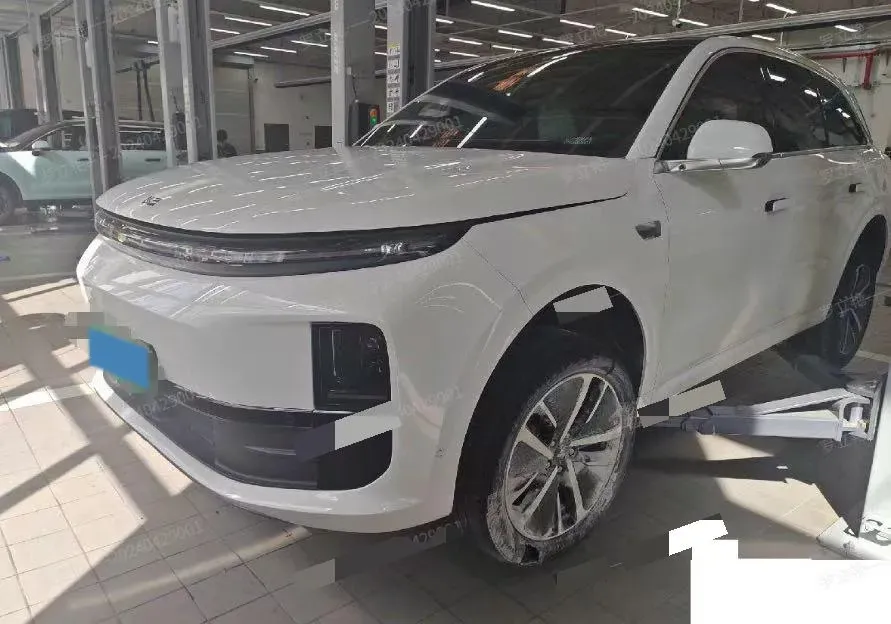 2024 Li L6 Range Extended 154HP L4 REEV 36.8KWH,autocango,china used car exporter,china ev exporter,chinese used car exporter,chinese used ev exporter