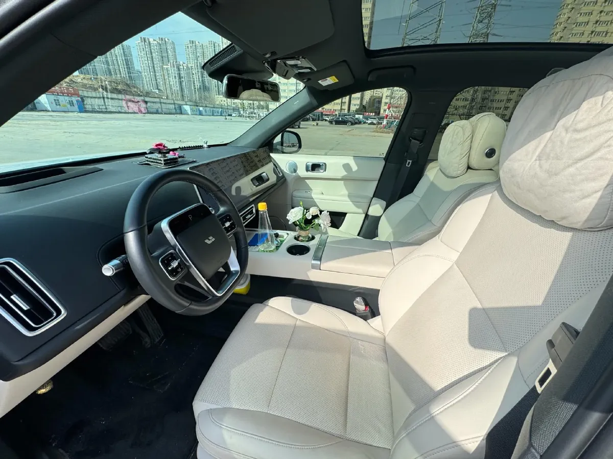 2024 Li L6 Range Extended 154HP L4 REEV 36.8KWH,autocango,china used car exporter,china ev exporter,chinese used car exporter,chinese used ev exporter