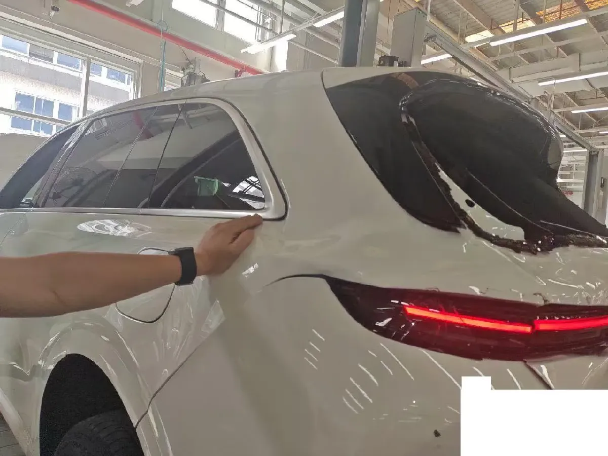 2024 Li L6 Range Extended 154HP L4 REEV 36.8KWH,autocango,china used car exporter,china ev exporter,chinese used car exporter,chinese used ev exporter