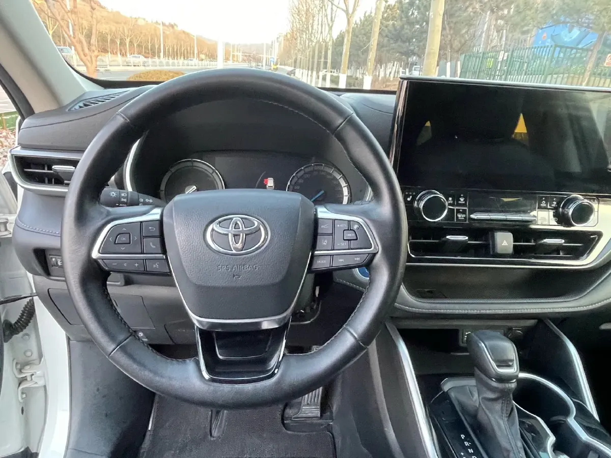2022 Toyota Highlander 2.5L 192HP L4 E-CVT Hybrid,autocango,china used car exporter,china ev exporter,chinese used car exporter,chinese used ev exporter