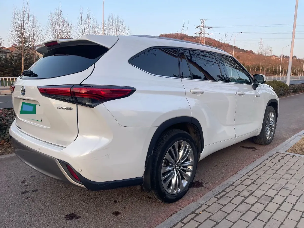 2022 Toyota Highlander 2.5L 192HP L4 E-CVT Hybrid,autocango,china used car exporter,china ev exporter,chinese used car exporter,chinese used ev exporter