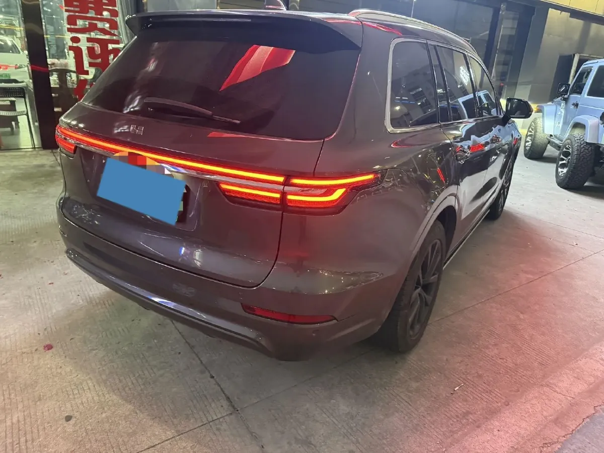 2020 Li ONE Range Extended 131HP REEV 40.5KWH,autocango,china used car exporter,china ev exporter,chinese used car exporter,chinese used ev exporter