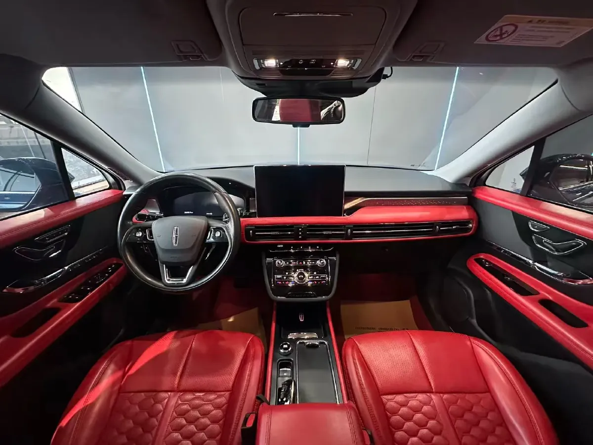 2022 Lincoln Corsair 2.0T 245HP L4 8AT,autocango,china used car exporter,china ev exporter,chinese used car exporter,chinese used ev exporter