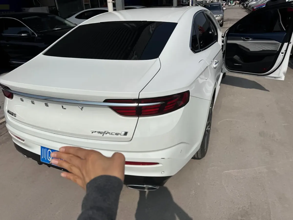 2021 Geely Preface 2.0T 190HP L4 7DCT,autocango,china used car exporter,china ev exporter,chinese used car exporter,chinese used ev exporter