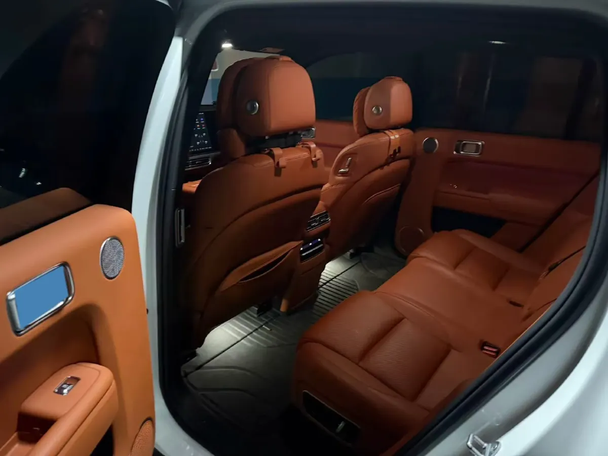 2023 Li L7 Range Extended 154HP REEV 40.9KWH,autocango,china used car exporter,china ev exporter,chinese used car exporter,chinese used ev exporter