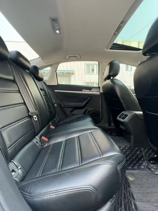 2021 Volkswagen Lavida 1.4T 150HP L4 7DCT,autocango,china used car exporter,china ev exporter,chinese used car exporter,chinese used ev exporter