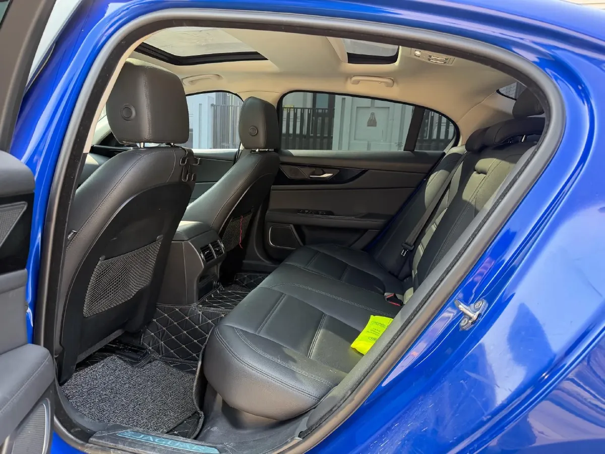 2020 Jaguar XEL 2.0T 200HP L4 8AT,autocango,china used car exporter,china ev exporter,chinese used car exporter,chinese used ev exporter