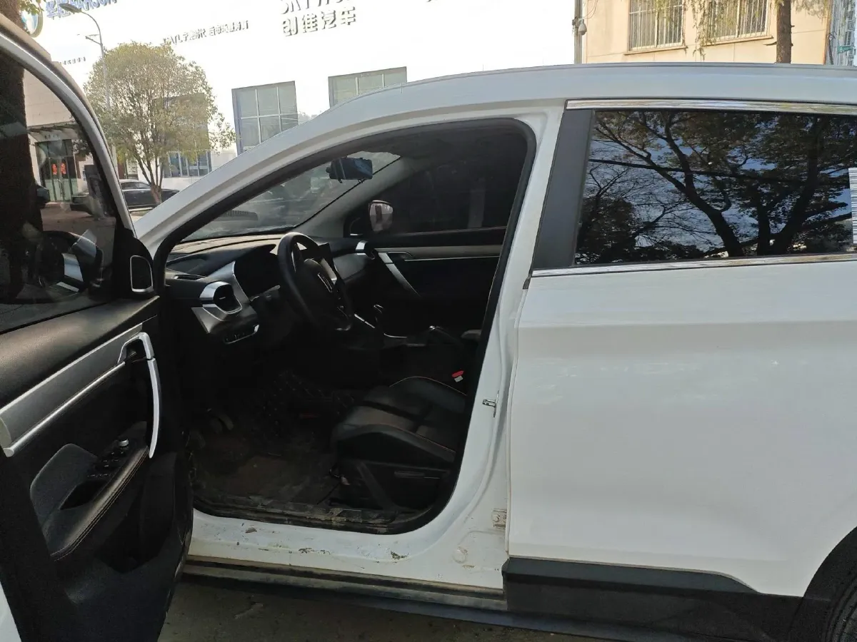 2023 Geely Coolray 1.4T 141HP L4 6MT,autocango,china used car exporter,china ev exporter,chinese used car exporter,chinese used ev exporter