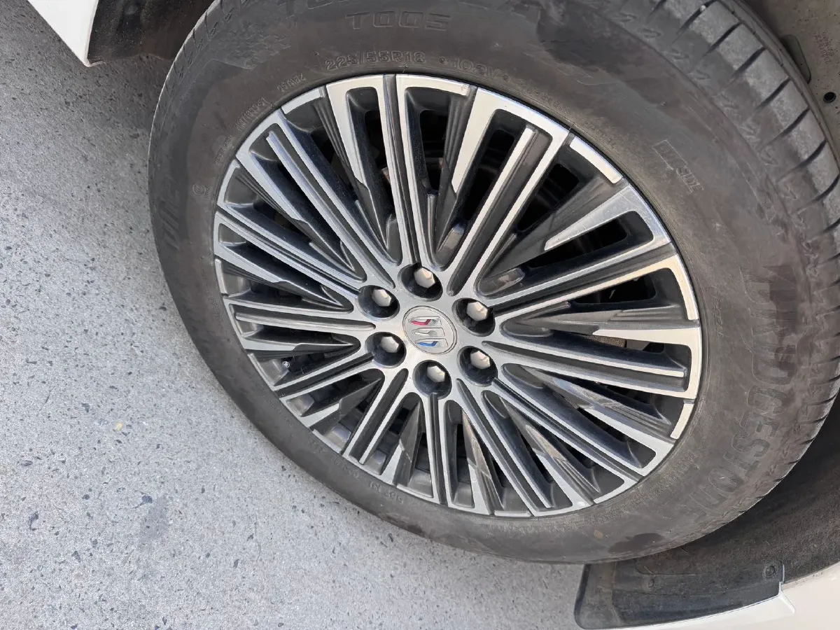 2024 Buick GL8 1.5T 180HP L4 2DHT PHEV 24.4KWH,autocango,china used car exporter,china ev exporter,chinese used car exporter,chinese used ev exporter