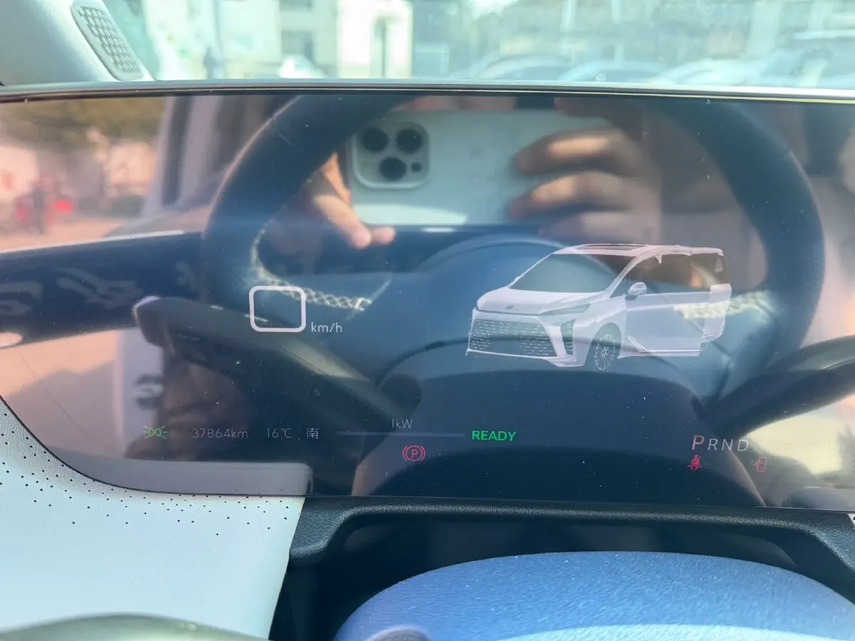 2024 Buick GL8 1.5T 180HP L4 2DHT PHEV 24.4KWH,autocango,china used car exporter,china ev exporter,chinese used car exporter,chinese used ev exporter