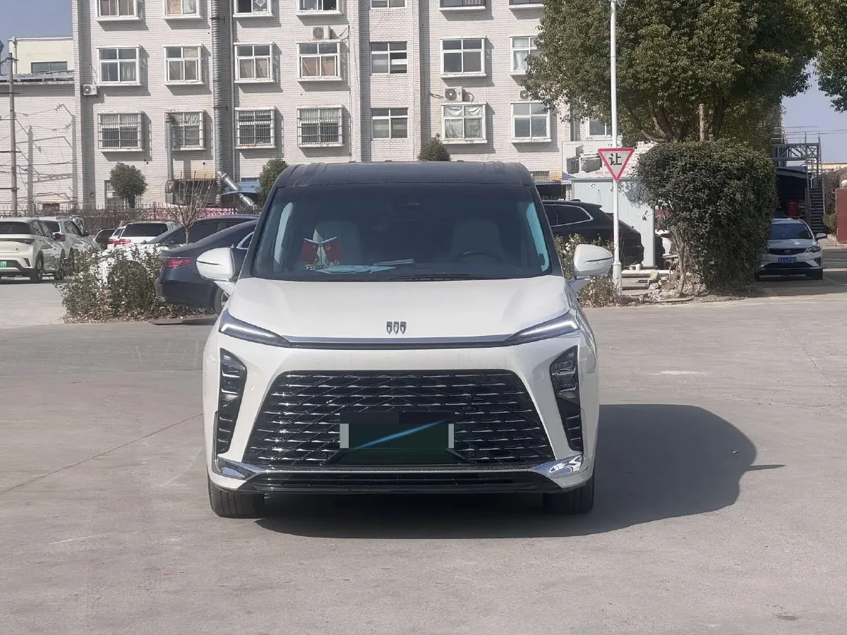 2024 Buick GL8 1.5T 180HP L4 2DHT PHEV 24.4KWH,autocango,china used car exporter,china ev exporter,chinese used car exporter,chinese used ev exporter