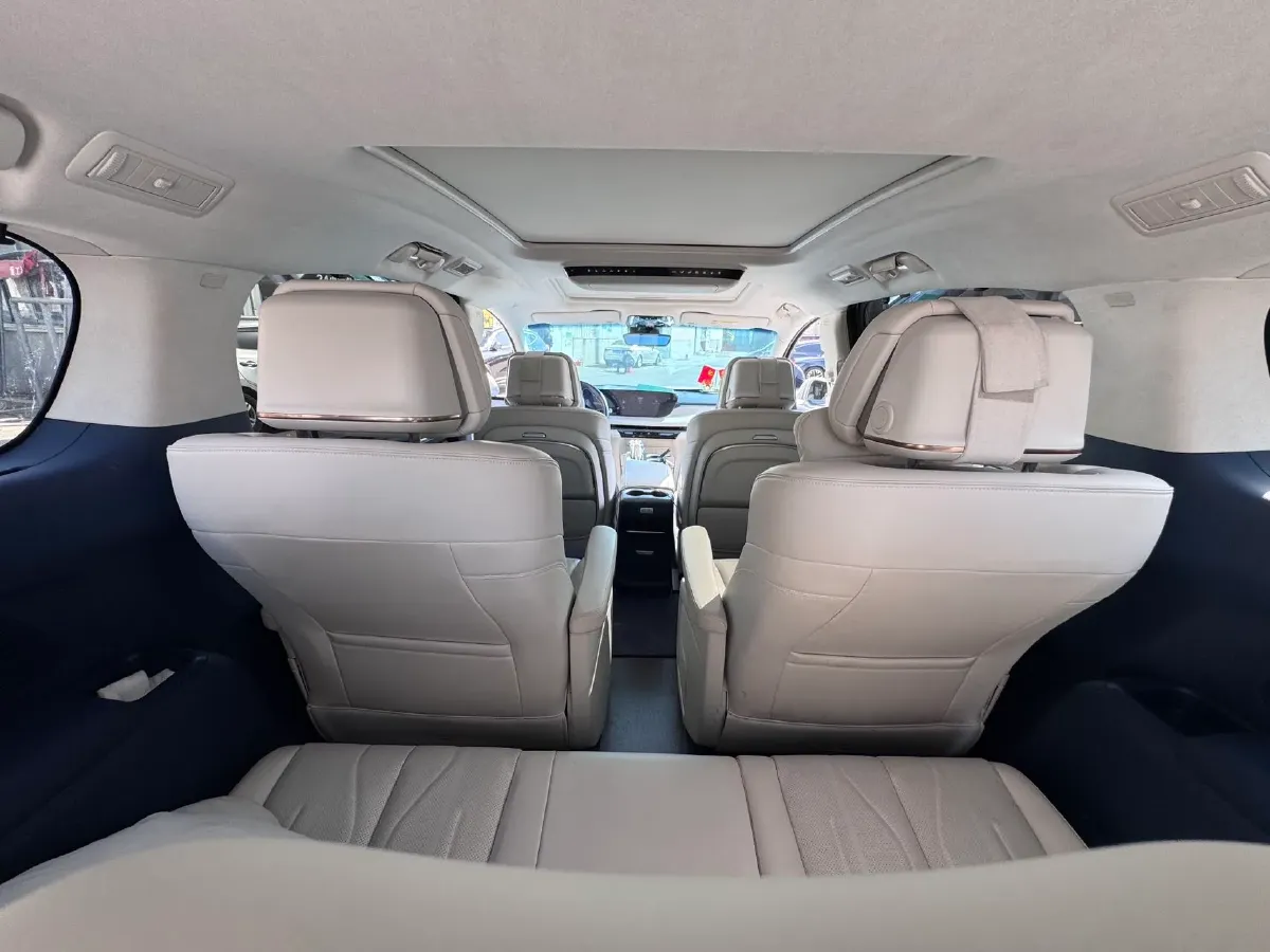 2024 Buick GL8 1.5T 180HP L4 2DHT PHEV 24.4KWH,autocango,china used car exporter,china ev exporter,chinese used car exporter,chinese used ev exporter